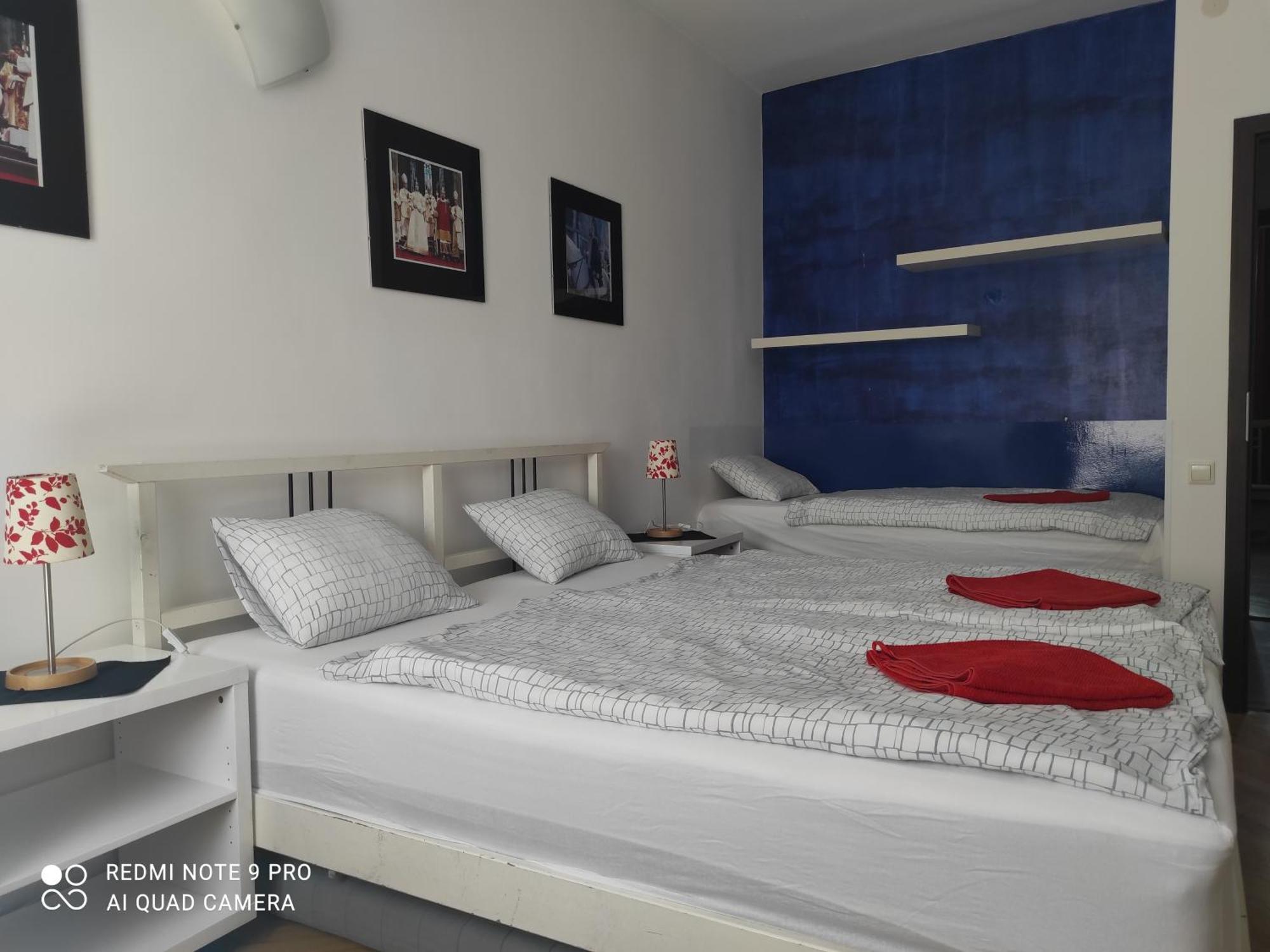 Apartment Maximilian Bratislava Buitenkant foto