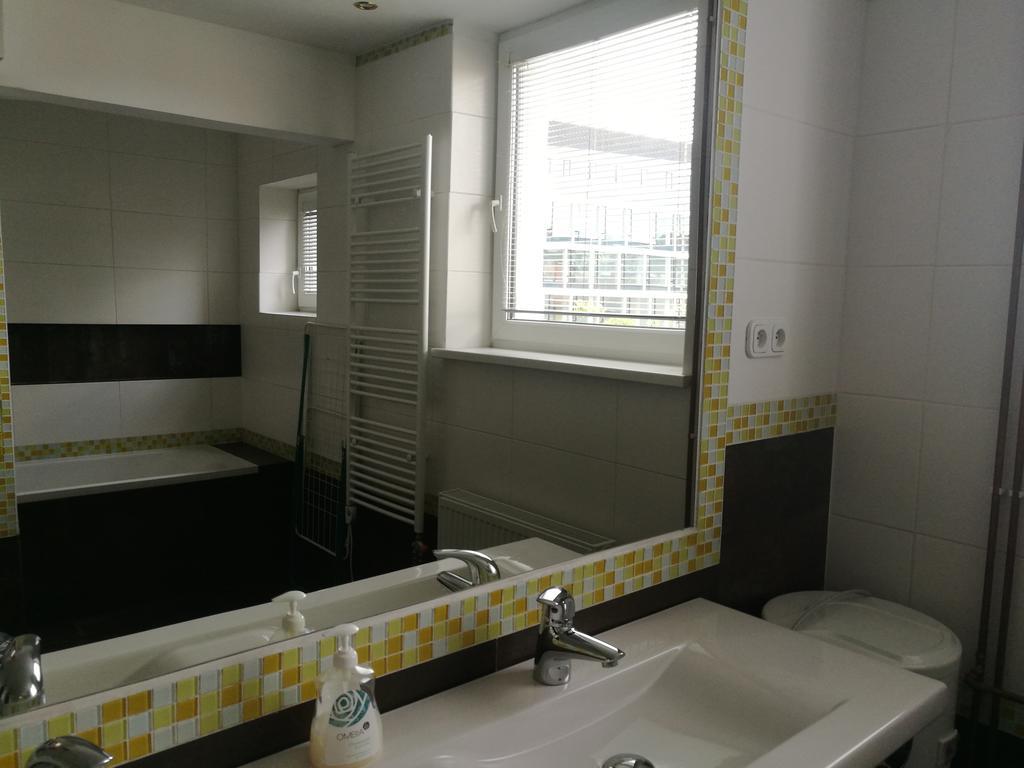 Apartment Maximilian Bratislava Buitenkant foto